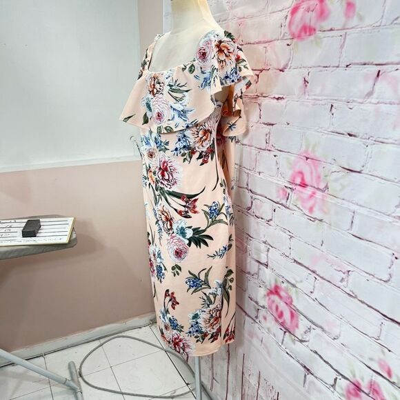 🔥5 for $25 sale🔥Boohoo Plus Off The Shoulder Floral Flounce Dress Pink Size 16 - Picture 3 of 8
